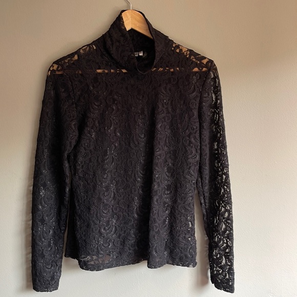 Nicole Miller, nicki, M, stretch lace with spaghetti strap under layer, EUC. - Picture 1 of 6